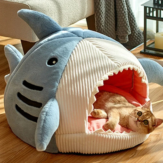 Cozy pet bed with shark design